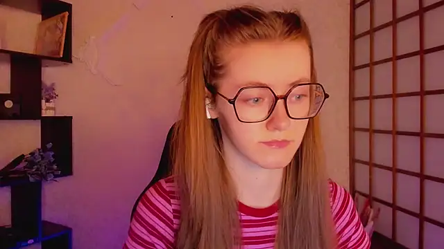 KateCuddle online show from 02/25/25, 02:03