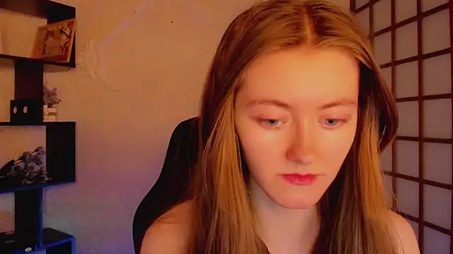 KateCuddle online show from 03/04/25, 02:27