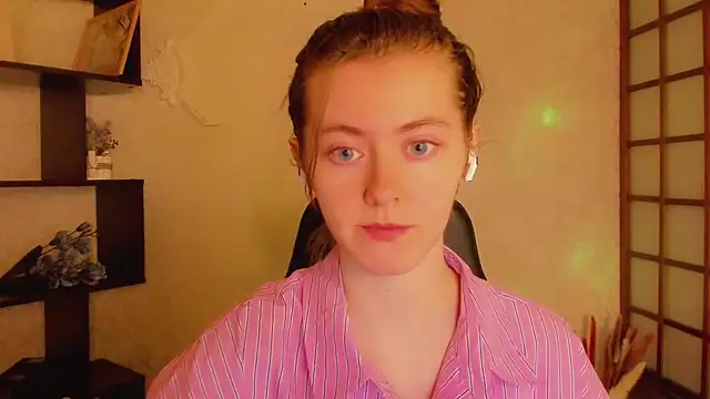 KateCuddle online show from 03/11/25, 02:21