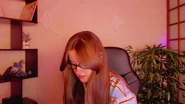 KateCuddle online show from 03/12/25, 02:30