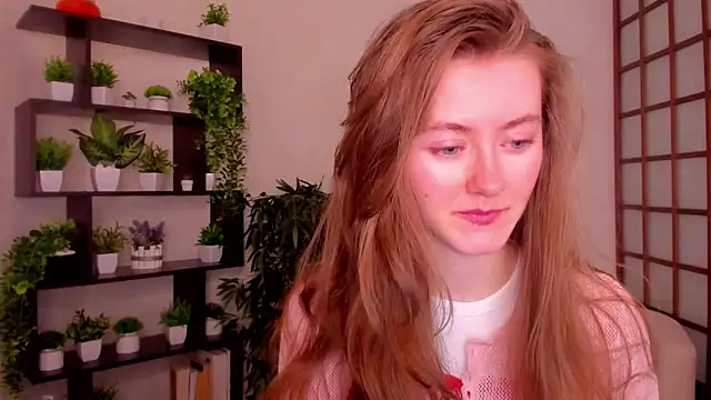 KateCuddle online show from 10/08/25, 02:20