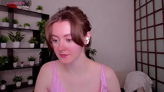 KateCuddle online show from 02/11/26, 02:49