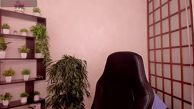 KateCuddle online show from 05/28/26, 02:20