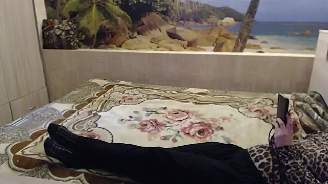 Aphelandra online show from 03/18/25, 01:09