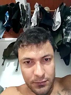 Snapshot of 11scorpion27 chatting on 09/28/25, 03:23 11scorpion27 online show from 09/28/25, 03:23