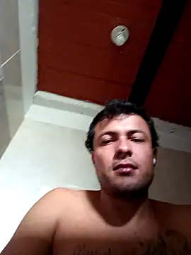 Snapshot of 11scorpion27 chatting on 09/28/25, 03:39 11scorpion27 online show from 09/28/25, 03:39