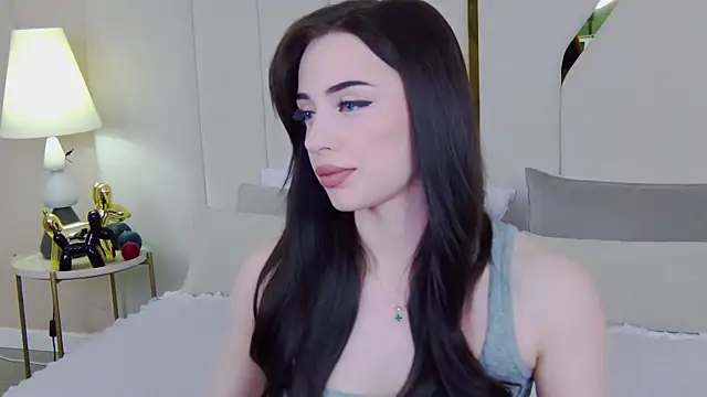 Betty Bridge online show from 02/04/26, 05:35