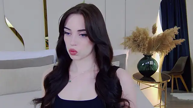 Betty Bridge online show from 02/27/26, 05:51