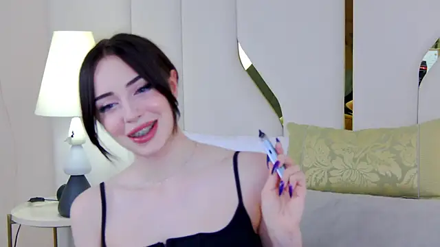 Snapshot of Betty_Bridge chatting on 06/01/26, 02:57 Betty Bridge online show from 06/01/26, 02:57