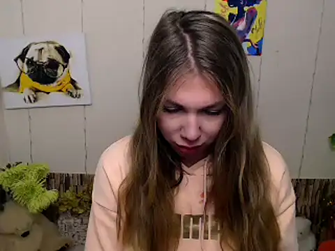 Sport Tall Doll online show from 12/03/24, 10:28