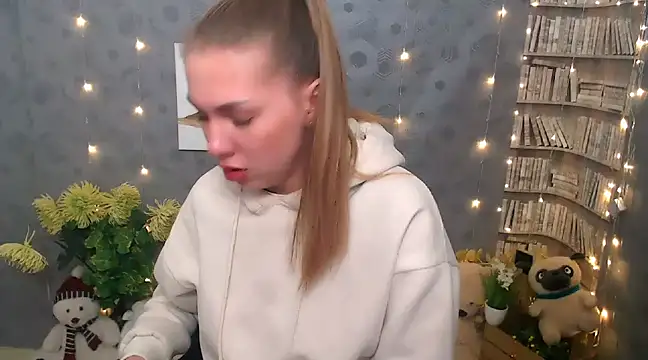 Sport Tall Doll online show from 03/11/25, 08:20