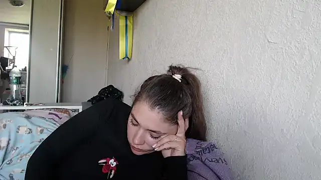 delightful sofi online show from 04/15/26, 02:24