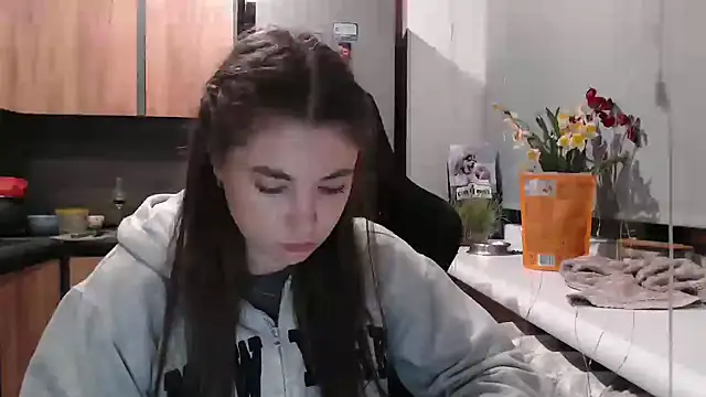 Snapshot of delightful_sofi chatting on 04/19/26, 05:56 delightful sofi online show from 04/19/26, 05:56