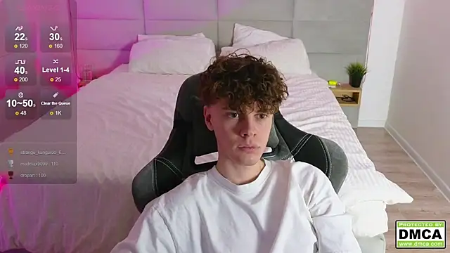 cute thomas online show from 02/10/25, 11:23