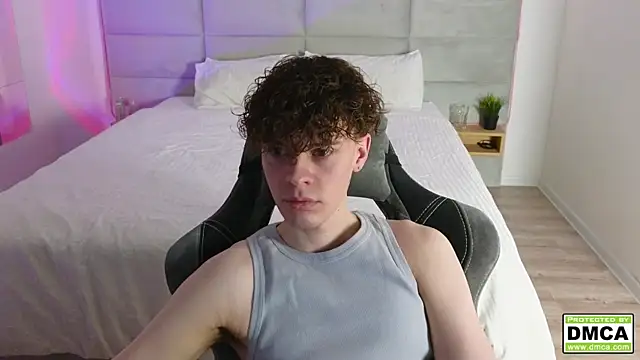 cute thomas online show from 03/14/25, 09:10