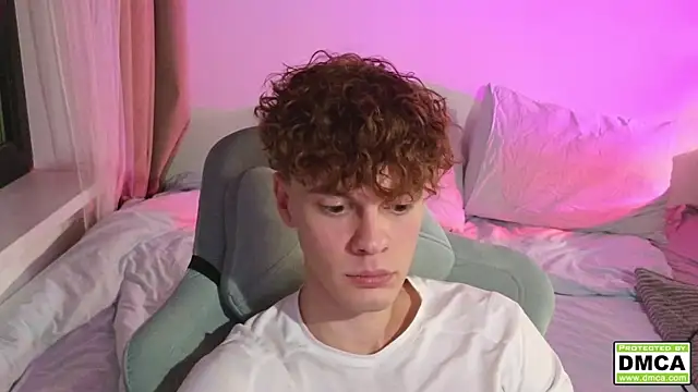 cute thomas online show from 10/04/25, 10:19