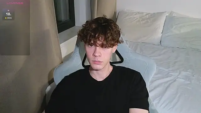 cute thomas online show from 05/30/26, 07:22