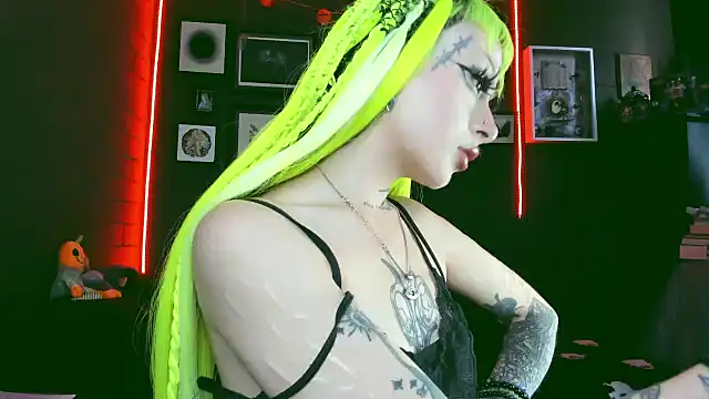 insania 9999  online show from 02/03/25, 05:35