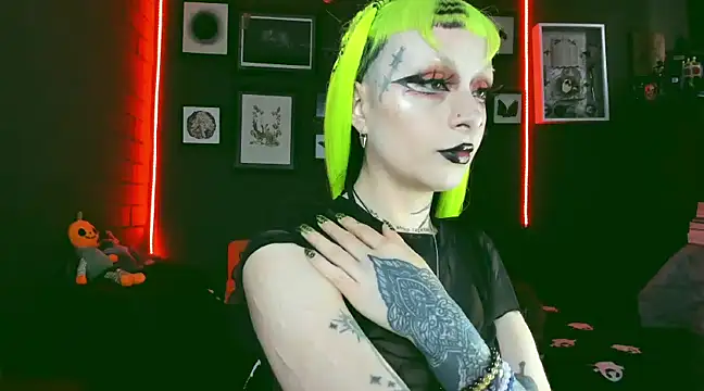 insania 9999  online show from 03/11/25, 04:18