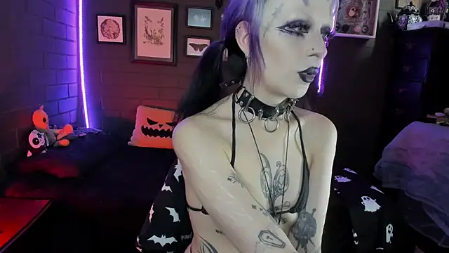 insania 9999  online show from 10/09/25, 05:00