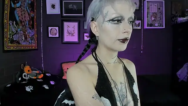 insania 9999  online show from 12/05/25, 04:03