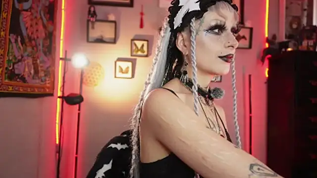 insania 9999  online show from 02/07/26, 04:00