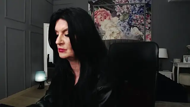 DomMelissaW online show from 12/23/24, 01:18