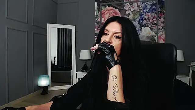 DomMelissaW online show from 01/05/25, 01:13