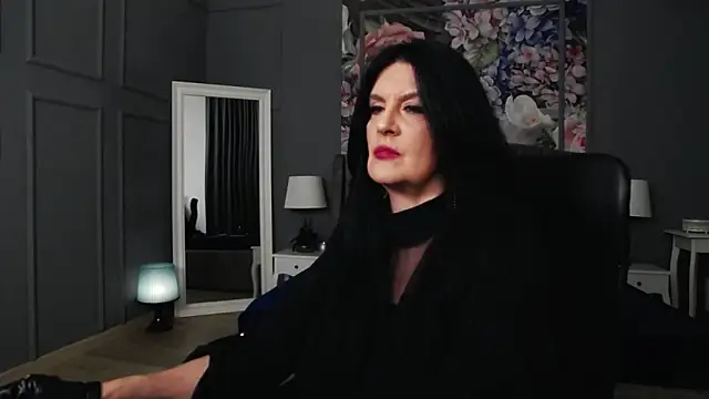 DomMelissaW online show from 03/18/25, 09:21