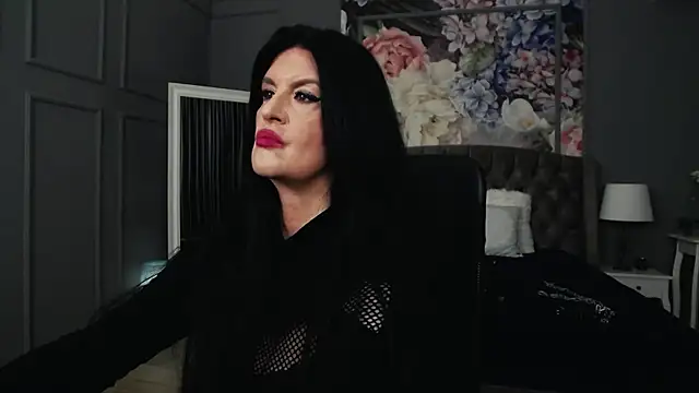 DomMelissaW online show from 09/24/25, 05:27