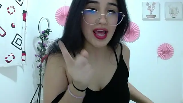 InocentHeaven1 online show from 10/27/25, 12:47