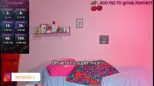 Snapshot of Nicole_x chatting on 01/01/25, 10:43 Nicole x online show from 01/01/25, 10:43