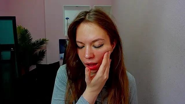 Persephoni online show from 11/24/25, 04:45