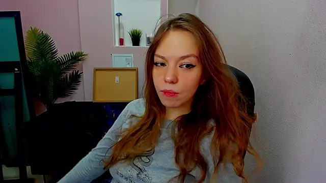 Persephoni online show from 12/05/25, 10:57