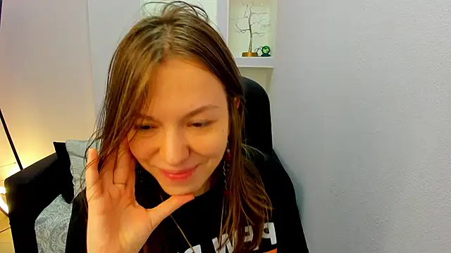 Persephoni online show from 04/29/26, 10:19