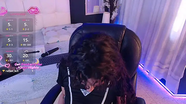 LiaVillalobos online show from 12/13/25, 07:53