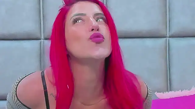 AllissaBrowm online show from 01/21/25, 08:43