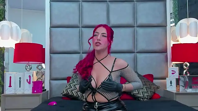 AllissaBrowm online show from 12/17/25, 06:25