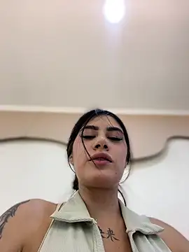 clarachanelricek online show from 02/18/25, 09:20