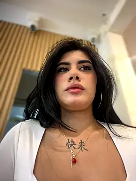 clarachanelricek online show from 10/23/25, 08:40