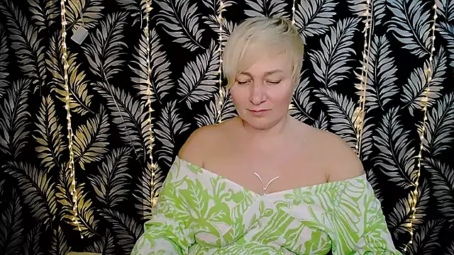 Olivia playful online show from 02/22/25, 03:36