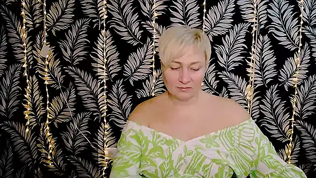 Olivia playful online show from 03/01/25, 12:34