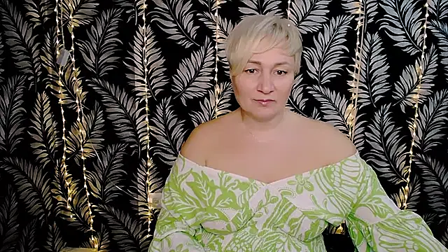 Olivia playful online show from 03/10/25, 12:26