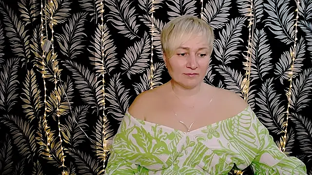 Olivia playful online show from 03/15/25, 12:13