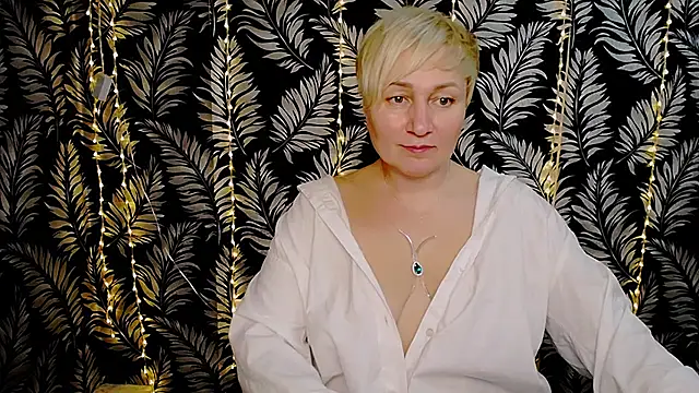 Olivia playful online show from 03/15/25, 03:16