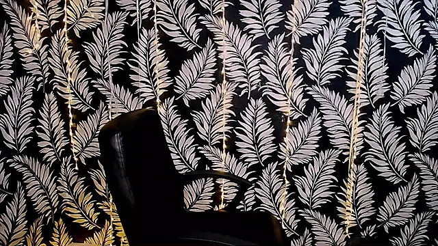 Olivia playful online show from 09/12/25, 11:21