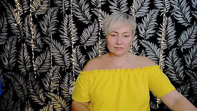 Olivia playful online show from 09/15/25, 11:32