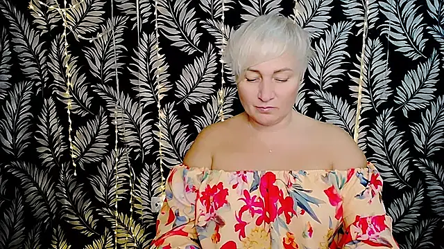 Olivia playful online show from 10/27/25, 12:42