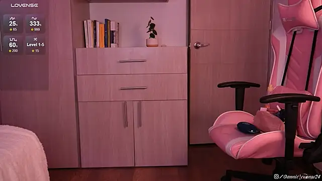 annie24 evans online show from 03/04/25, 05:42