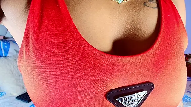 Julieth Rossi online show from 09/18/25, 10:01